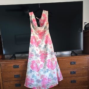 New Floral Sleeveless Dress